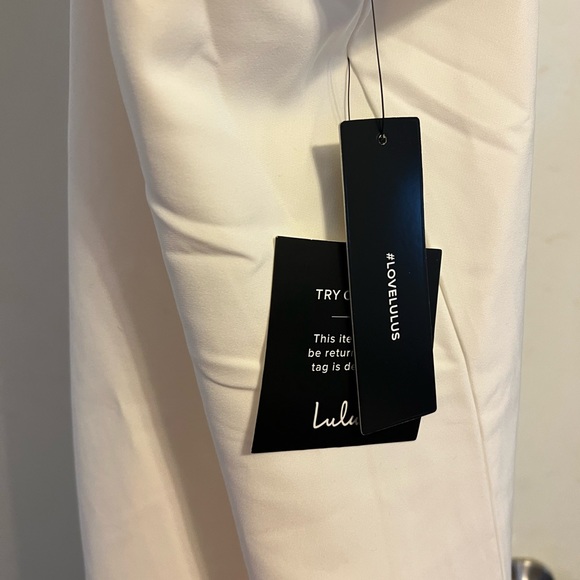 White short sleeve mini dress - Picture 4 of 4